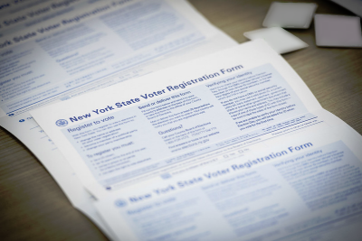 Picture of voter registration form
