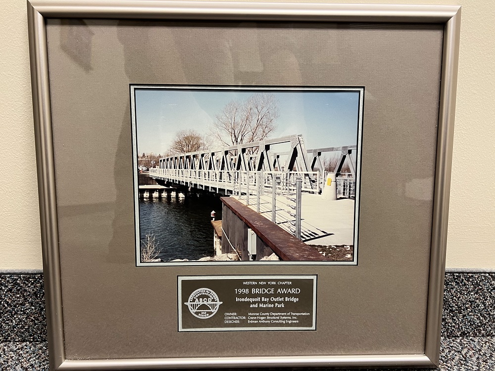 Photo of 1998 Bridge Award to the Irondequoit Bay Outlet Bridge and Marine Park