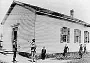 Old picture of Chili #11 schoolhouse.