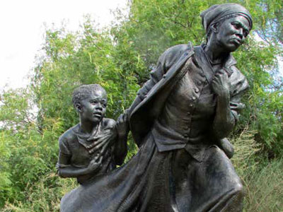 Harriet Tubman Statue Photo