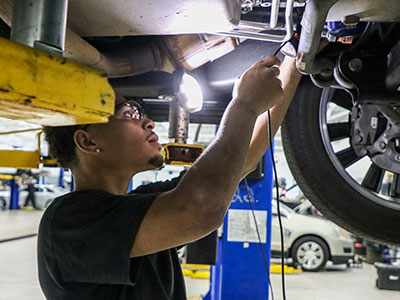 Photo of car mechanic at work