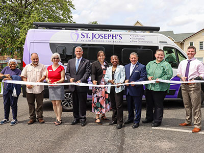 Photo of Ribbon Cutting
