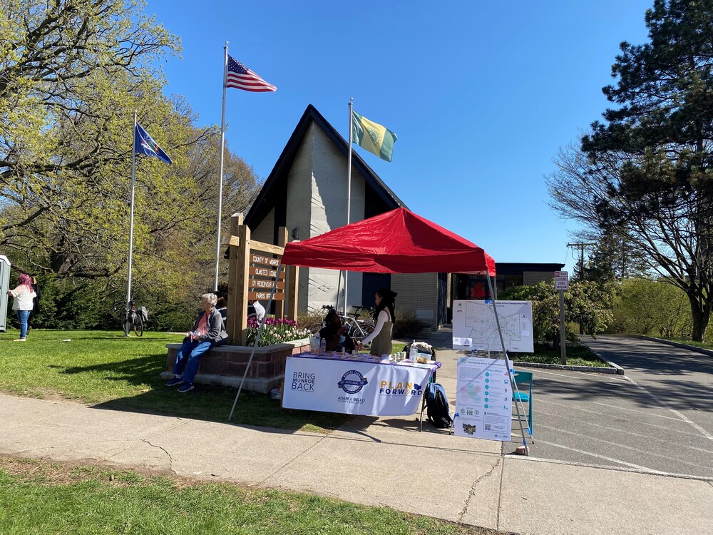 Photo of Vendor tent for Art in the park
